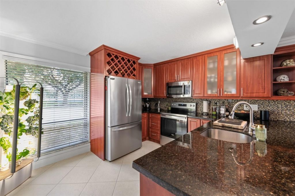 11927 SW 13th Court, Unit -, Davie, FL 33325 Photo