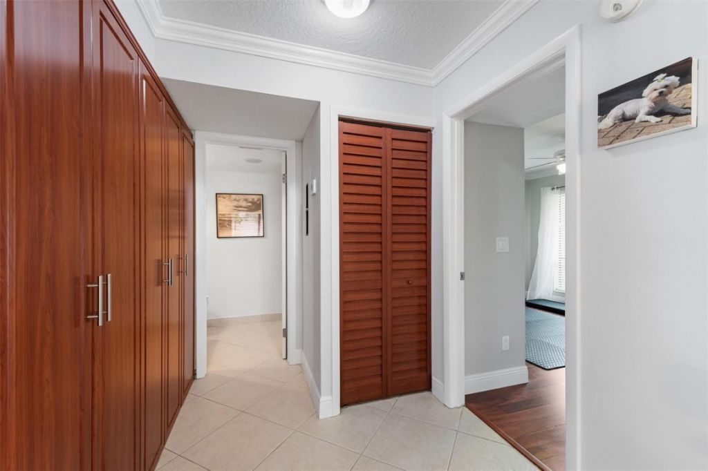 11927 SW 13th Court, Unit -, Davie, FL 33325 Photo