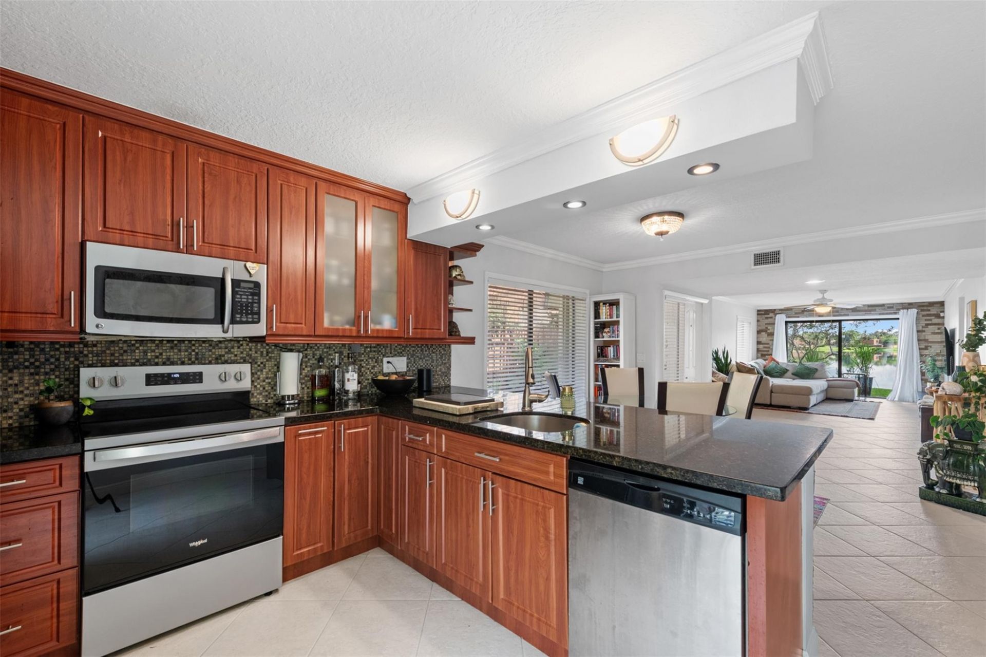 11927 SW 13th Court, Unit -, Davie, FL 33325 Photo