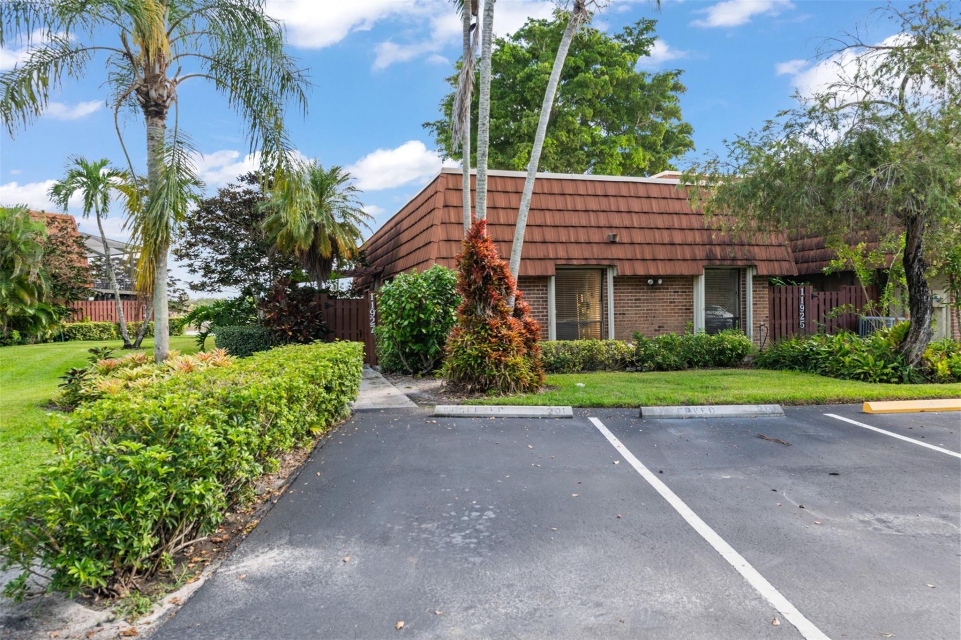 11927 SW 13th Court, Unit -, Davie, FL 33325 Photo