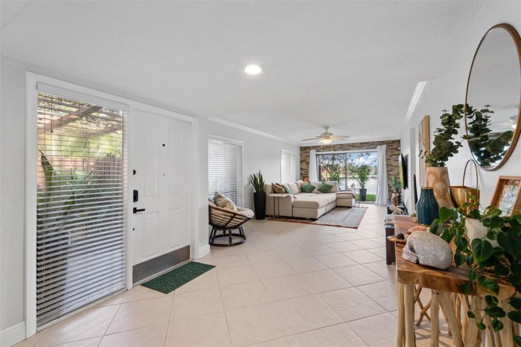 11927 SW 13th Court, Unit -, Davie, FL 33325 Photo