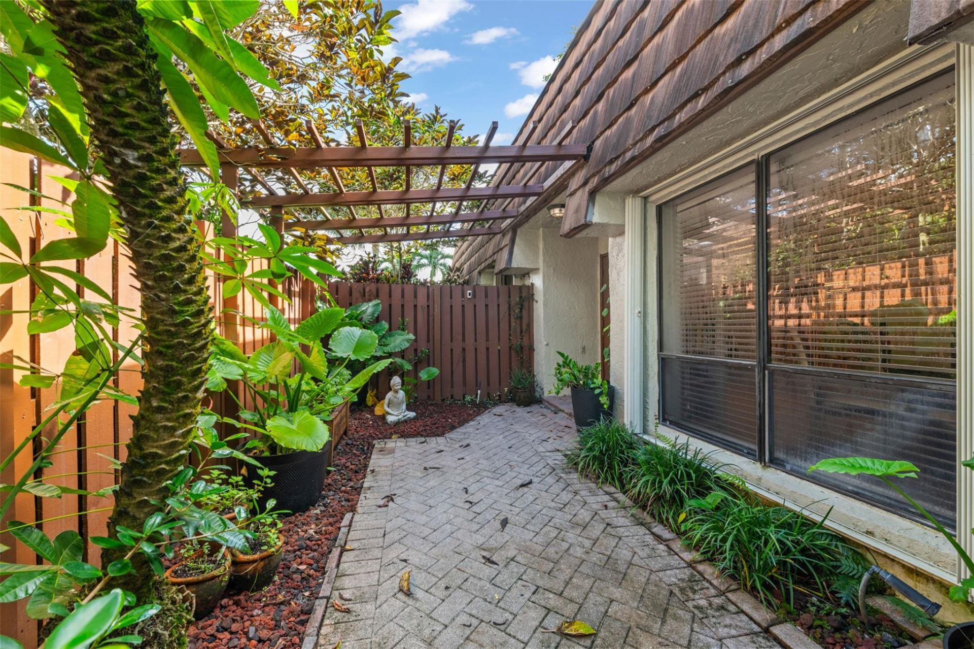 11927 SW 13th Court, Unit -, Davie, FL 33325 Photo