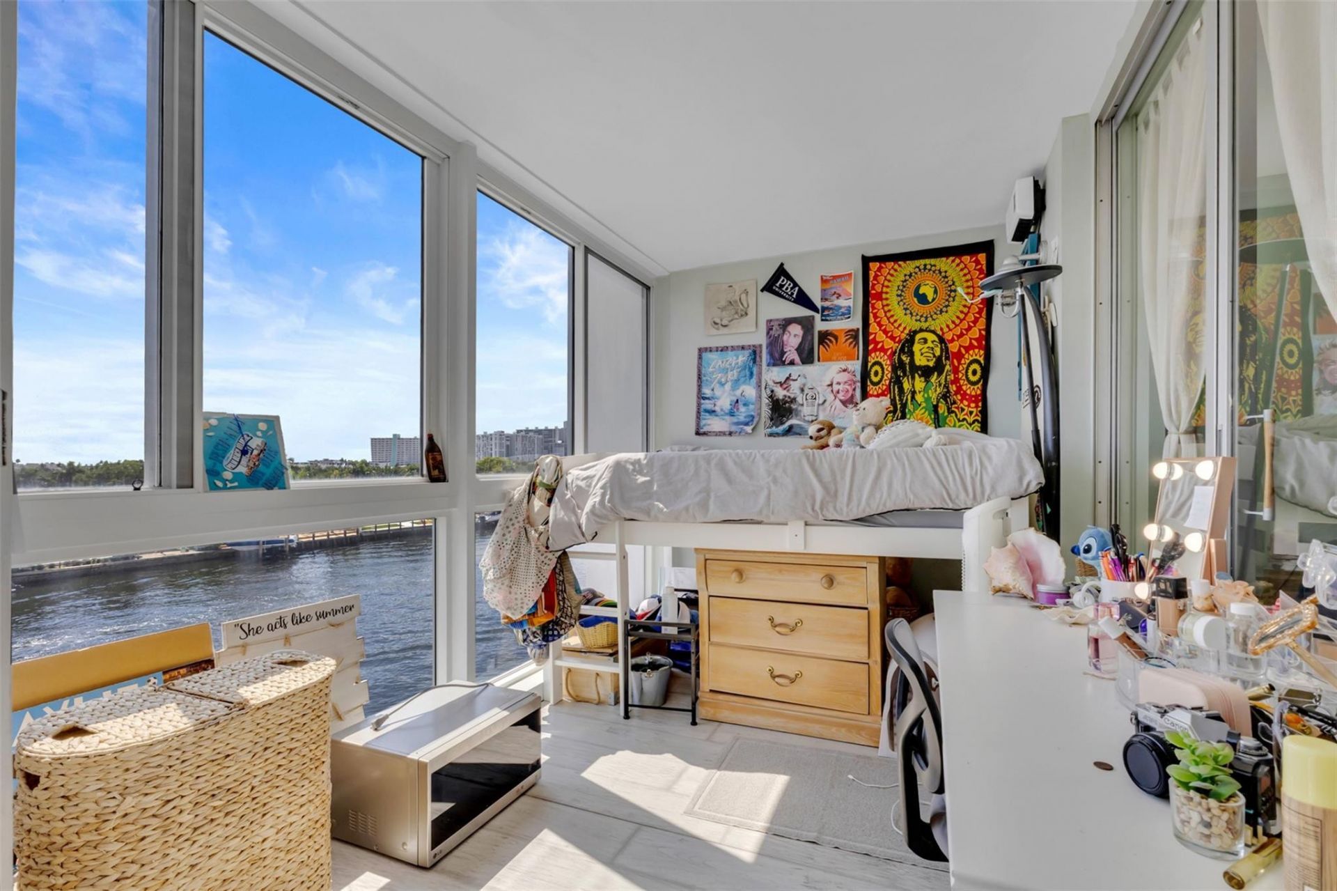 3100 NE 49th Street, Unit 503, Fort Lauderdale, FL 33308 Photo