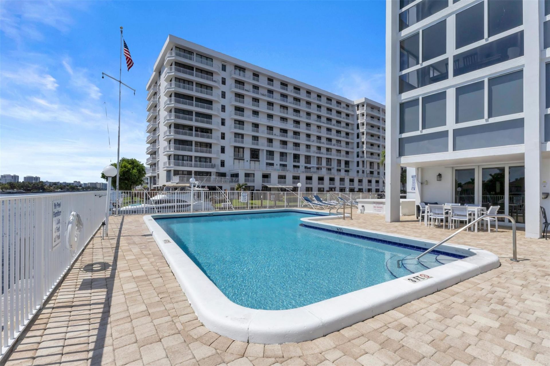 3100 NE 49th Street, Unit 503, Fort Lauderdale, FL 33308 Photo