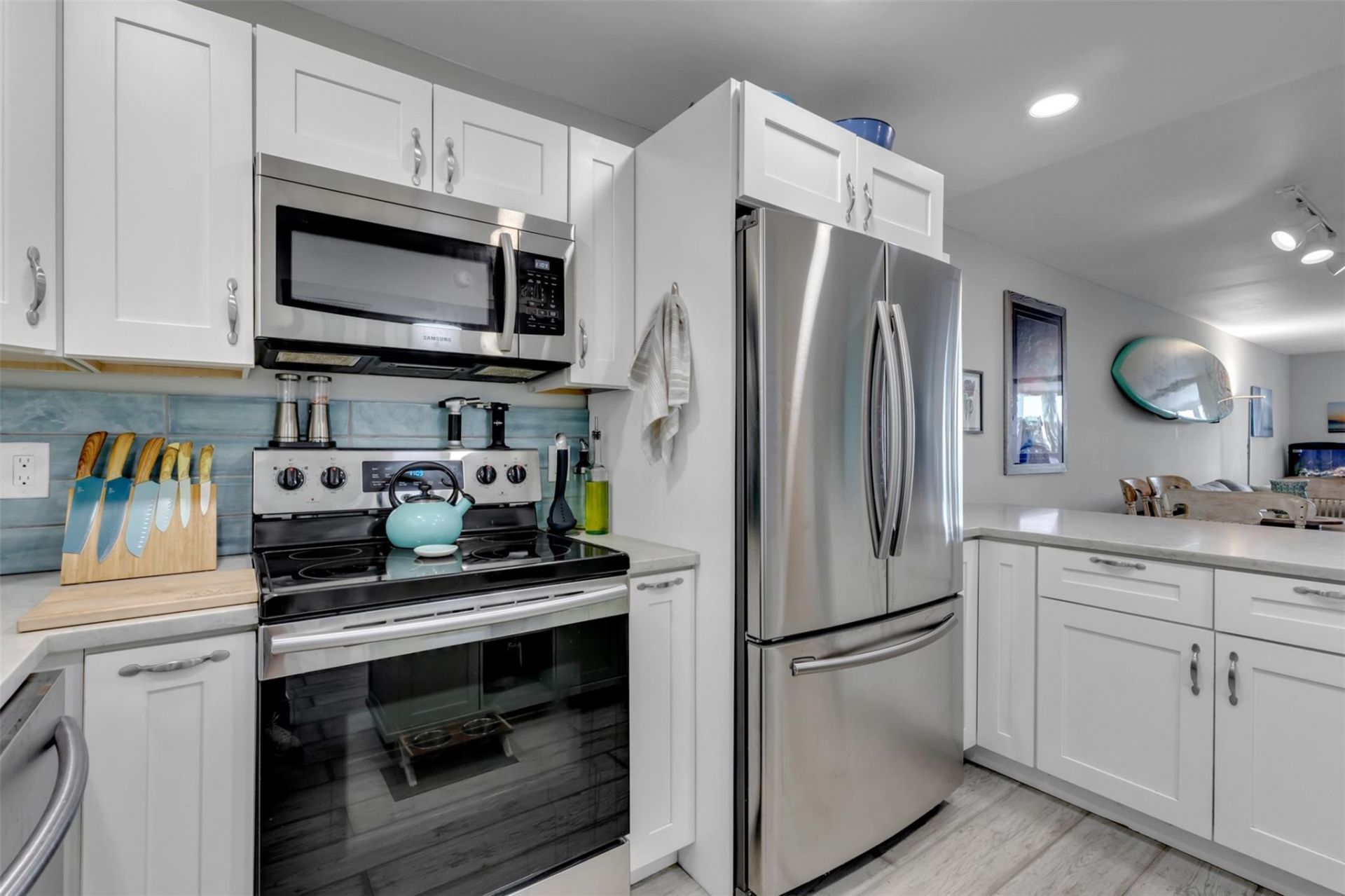 3100 NE 49th Street, Unit 503, Fort Lauderdale, FL 33308 Photo