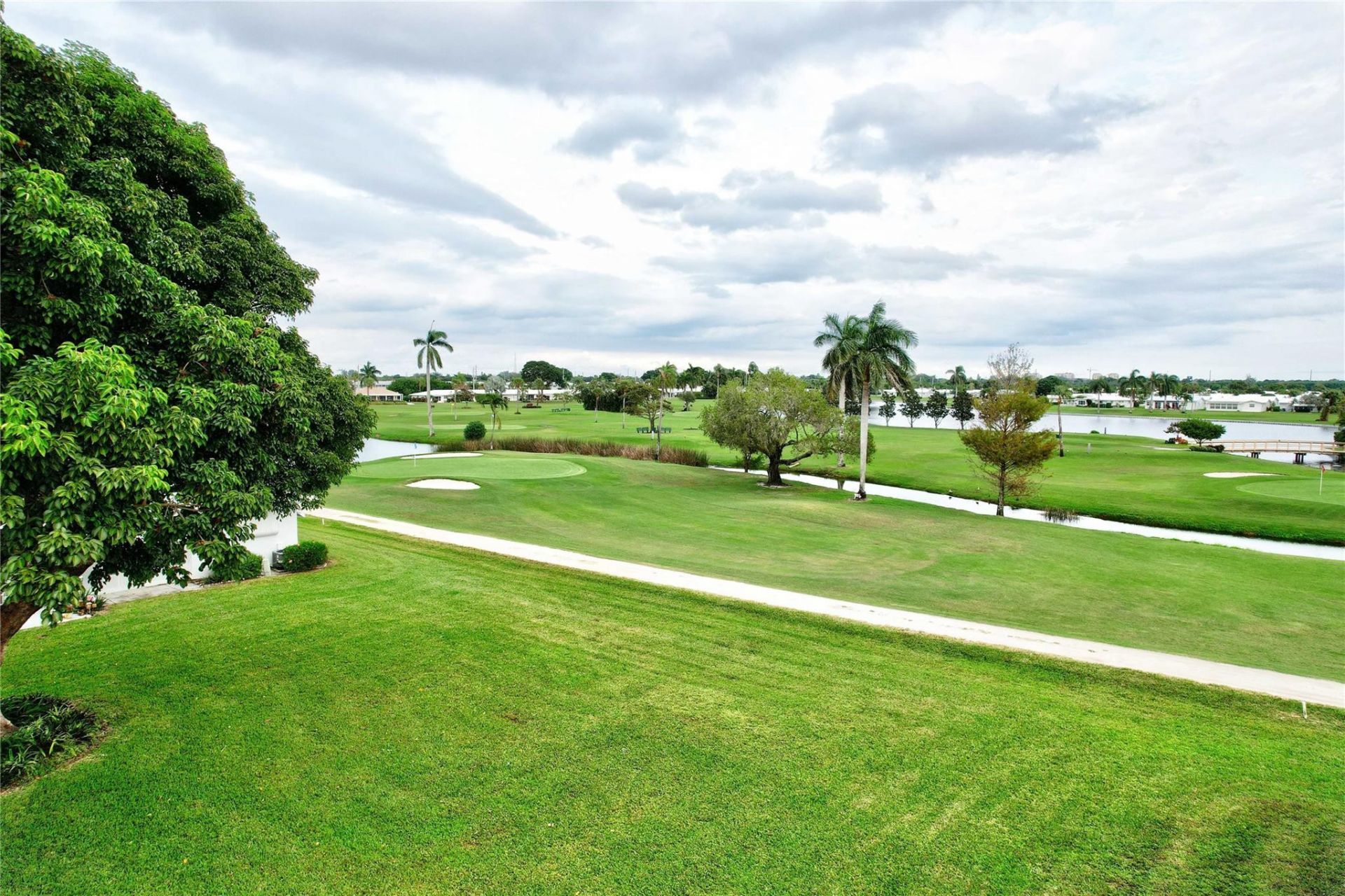 300 SW Golfview Terrace, Unit 150, Boynton Beach, FL 33426 Photo