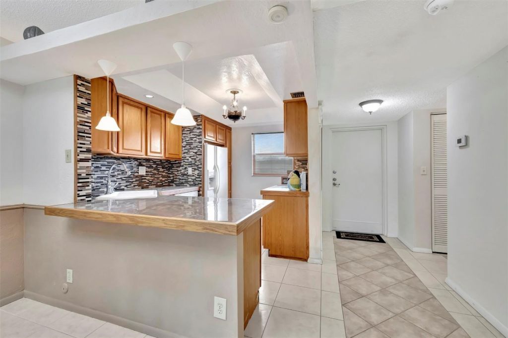 8380 Sands Point Blvd, Unit J306, Tamarac, FL 33321 Photo