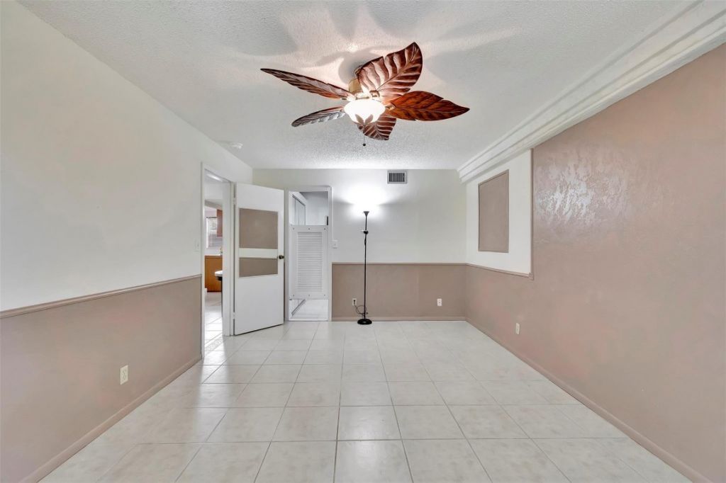 8380 Sands Point Blvd, Unit J306, Tamarac, FL 33321 Photo