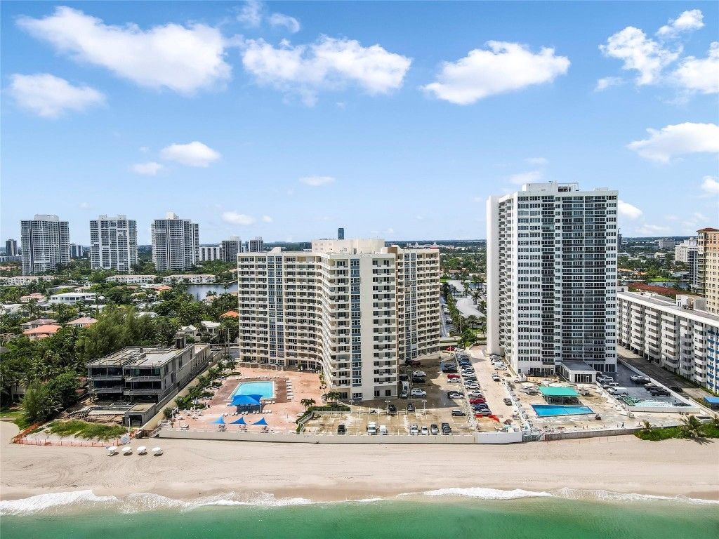 3180 S Ocean Drive, Unit 517, Hallandale Beach, FL 33009 Photo