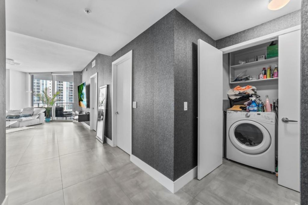 17111 Biscayne Boulevard, Unit 503, Aventura, FL 33160 Photo