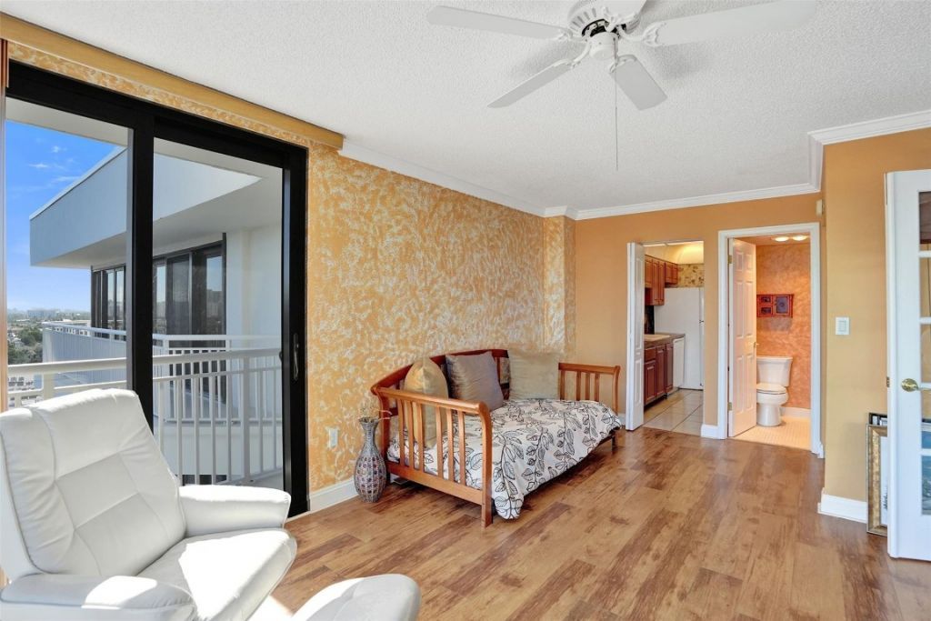 3100 NE 48th Street, Unit PH14, Fort Lauderdale, FL 33308 Photo