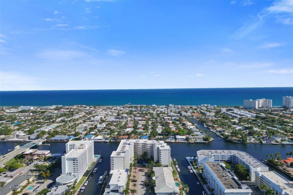 3100 NE 48th Street, Unit PH14, Fort Lauderdale, FL 33308 Photo