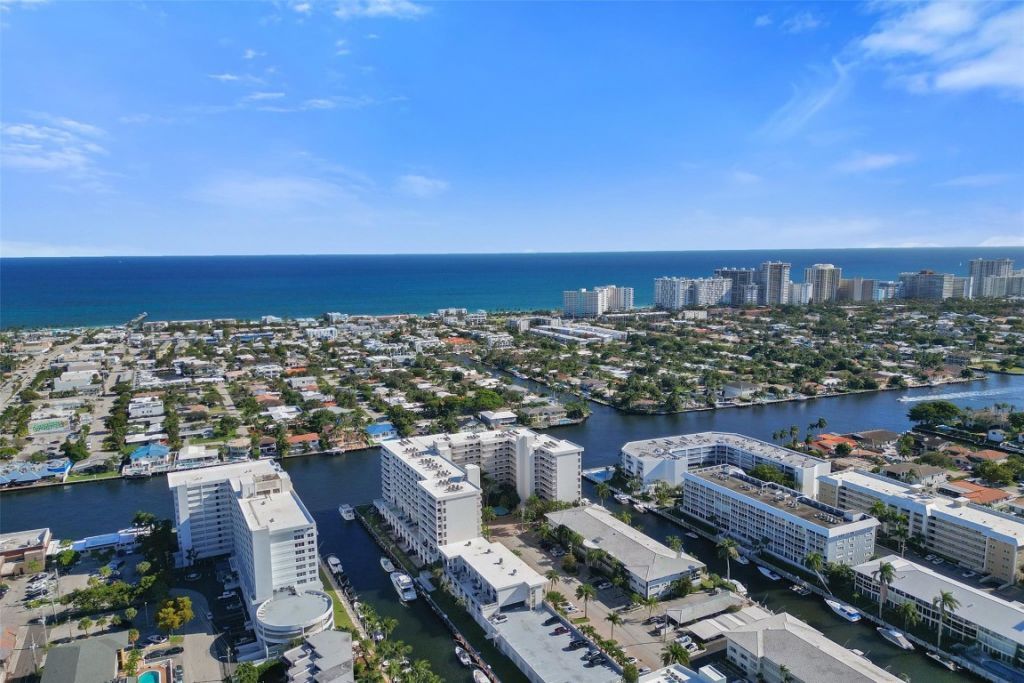 3100 NE 48th Street, Unit PH14, Fort Lauderdale, FL 33308 Photo