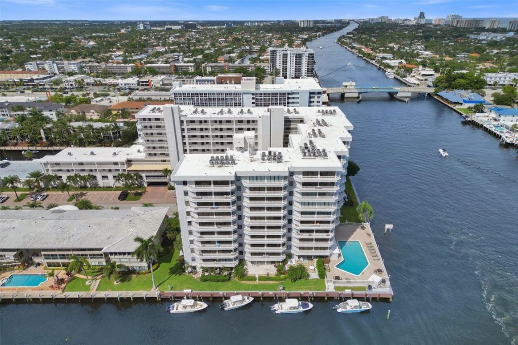 3100 NE 48th Street, Unit PH14, Fort Lauderdale, FL 33308 Photo