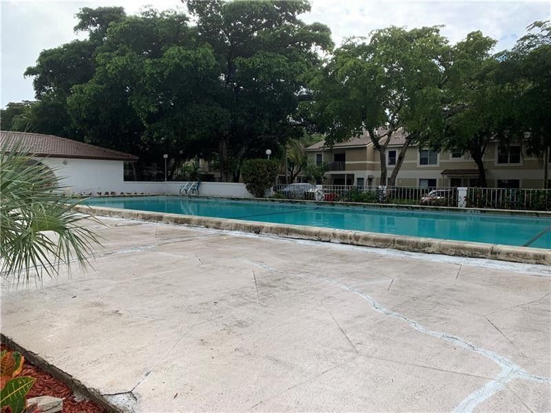 2830 Riverside Drive, Unit 102, Coral Springs, FL 33065 Photo