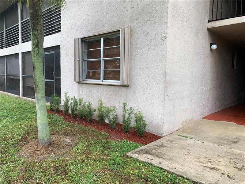 2830 Riverside Drive, Unit 102, Coral Springs, FL 33065 Photo