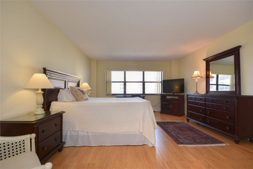 5100 N Ocean Boulevard, Unit 1004, Lauderdale by the Sea, FL 33308 Photo