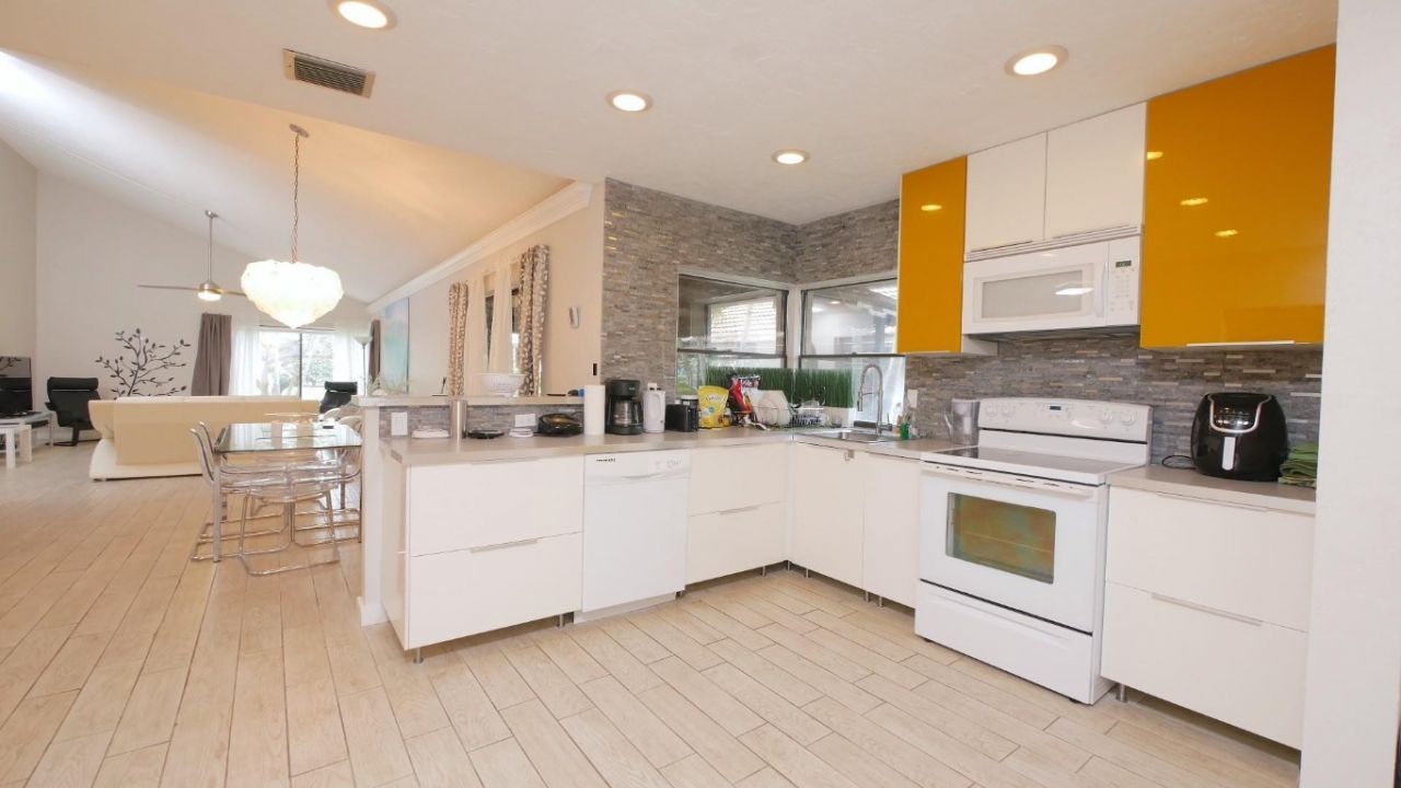 5616 Hammock Lane, Unit 114, Lauderhill, FL 33319 Photo