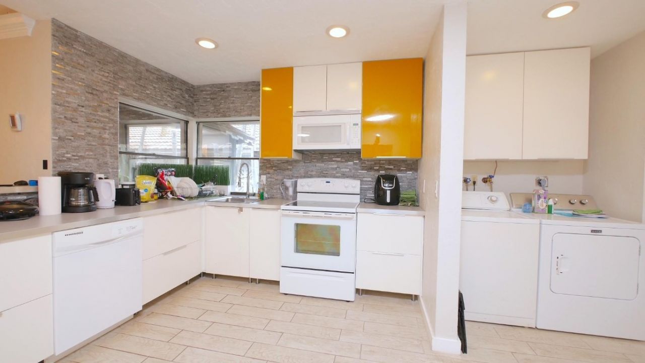 5616 Hammock Lane, Unit 114, Lauderhill, FL 33319 Photo