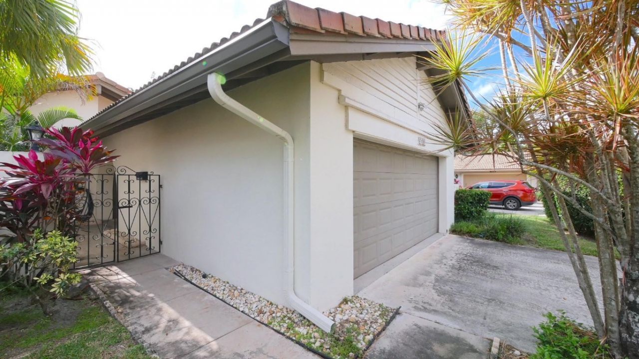 5616 Hammock Lane, Unit 114, Lauderhill, FL 33319 Photo