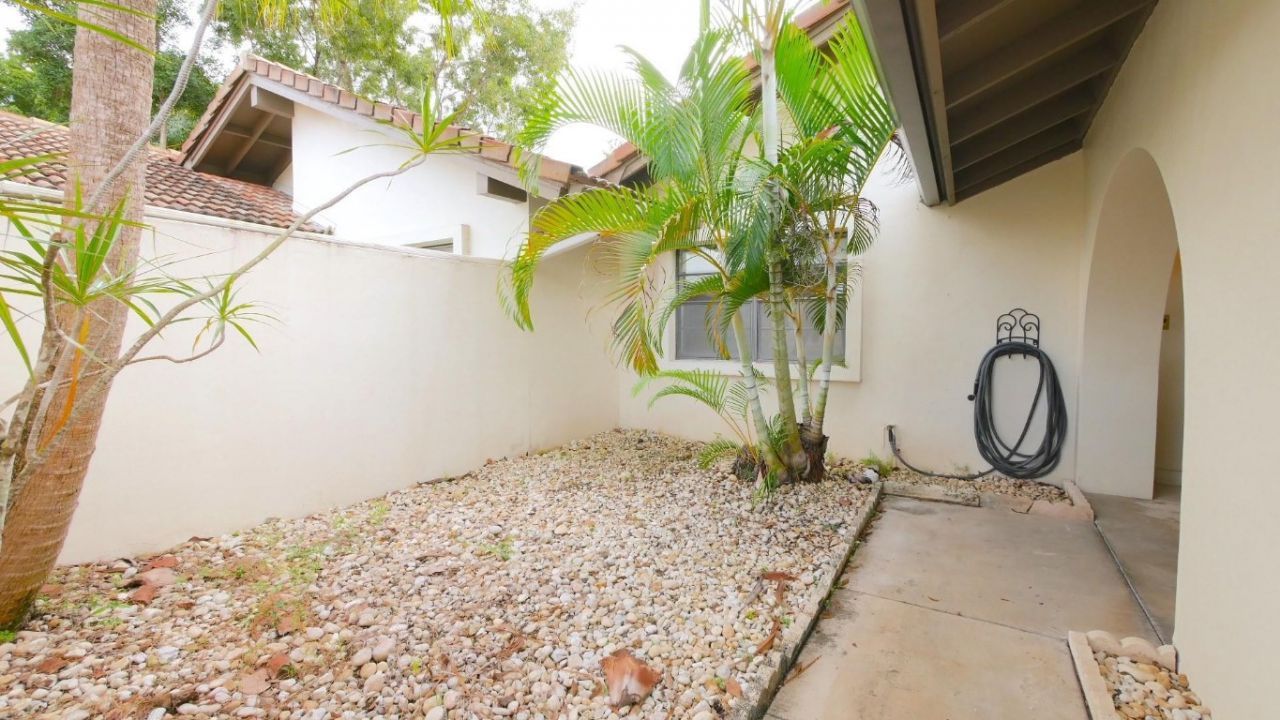 5616 Hammock Lane, Unit 114, Lauderhill, FL 33319 Photo