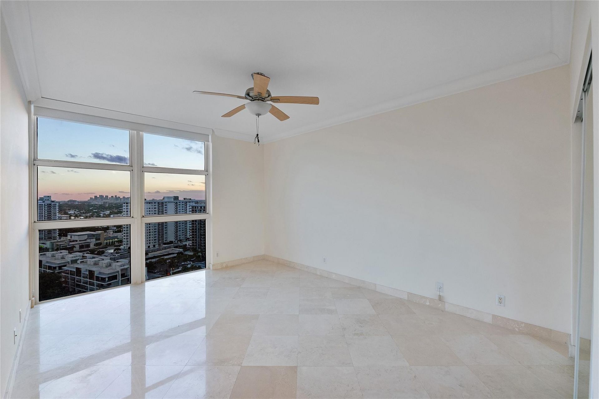 3100 N Ocean Boulevard, Unit 1910, Fort Lauderdale, FL 33308 Photo