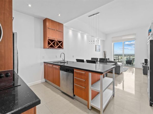 185 SW 7th Street, Unit 4403, Miami, FL 33130