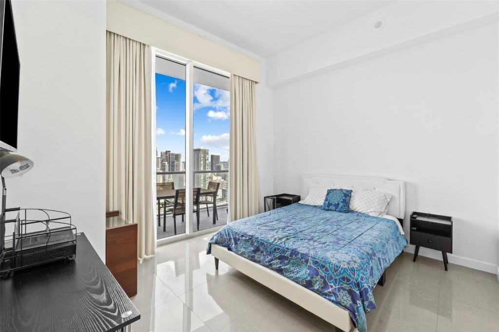 185 SW 7th Street, Unit 4403, Miami, FL 33130 Photo