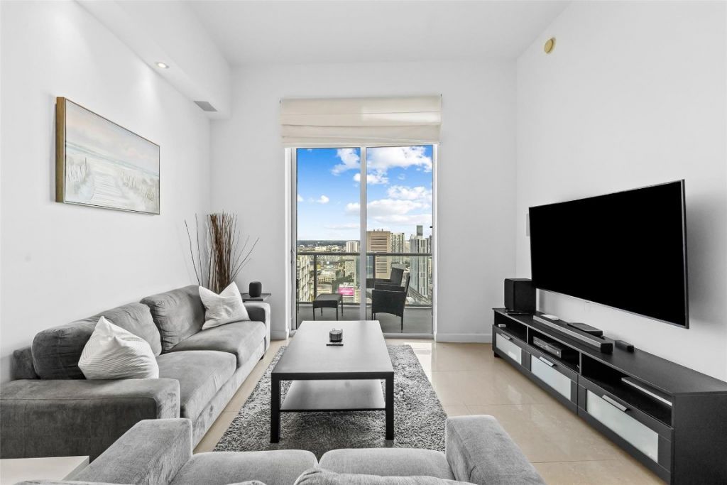 185 SW 7th Street, Unit 4403, Miami, FL 33130 Photo