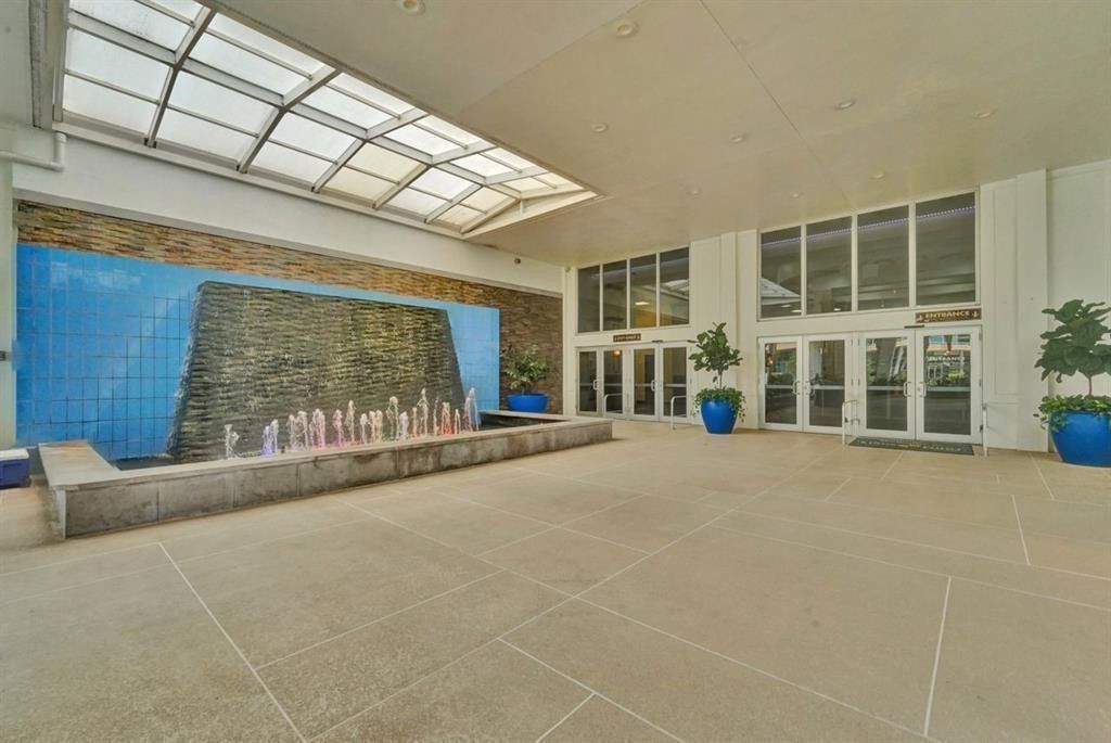 10738 W Clairmont Circle, Unit 206, Fort Lauderdale, FL 33321 Photo