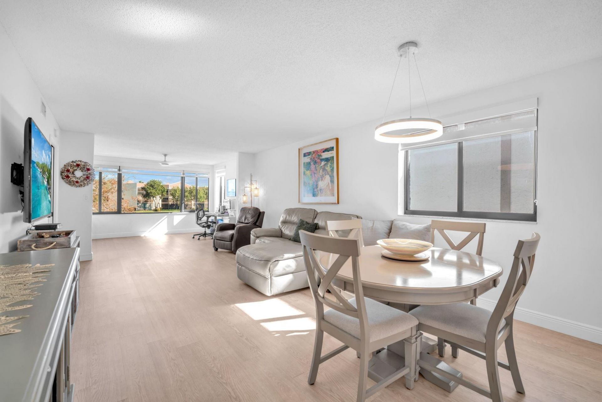 10738 W Clairmont Circle, Unit 206, Fort Lauderdale, FL 33321 Photo