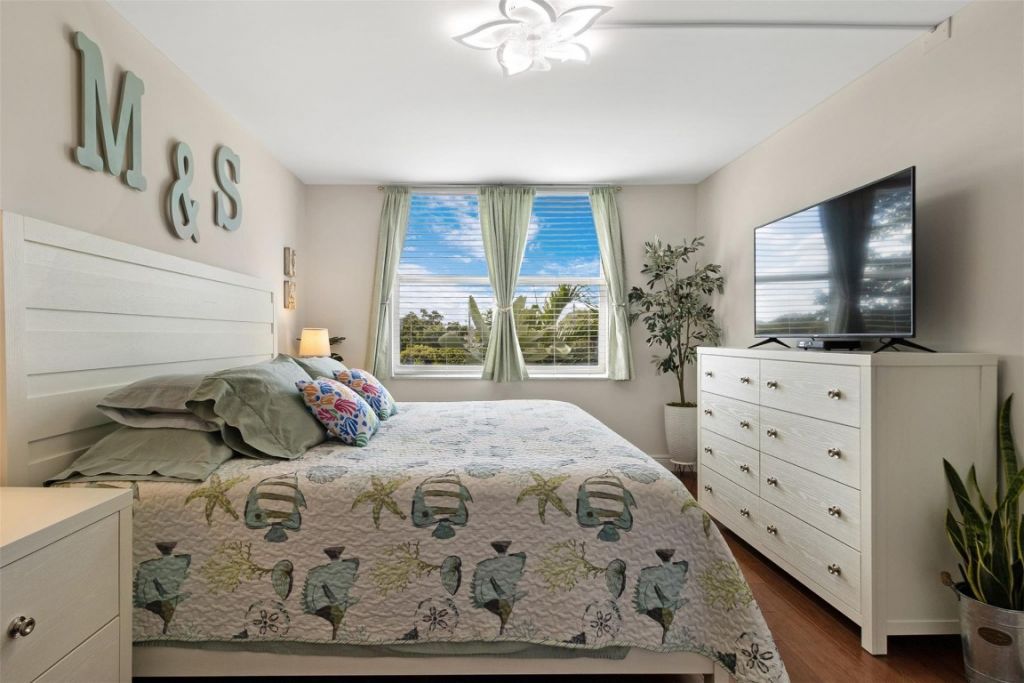 1800 N Andrews Avenue, Unit 3K, Fort Lauderdale, FL 33311 Photo