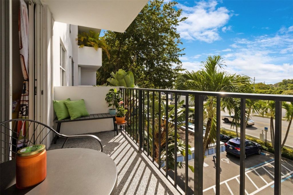 1800 N Andrews Avenue, Unit 3K, Fort Lauderdale, FL 33311 Photo