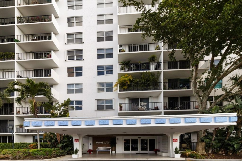 1800 N Andrews Avenue, Unit 3K, Fort Lauderdale, FL 33311 Photo