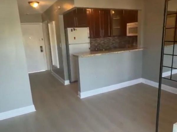 365 NE 125th Street, Unit 305, North Miami, FL 33161
