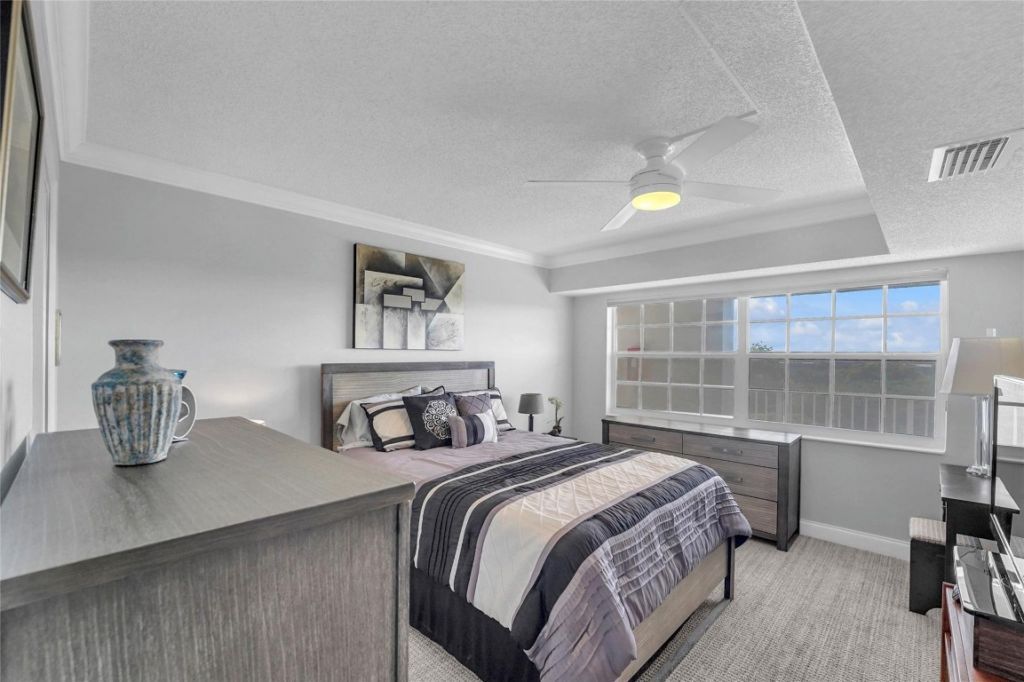 4015 W Palm Aire Drive, Unit 703, Pompano Beach, FL 33069 Photo