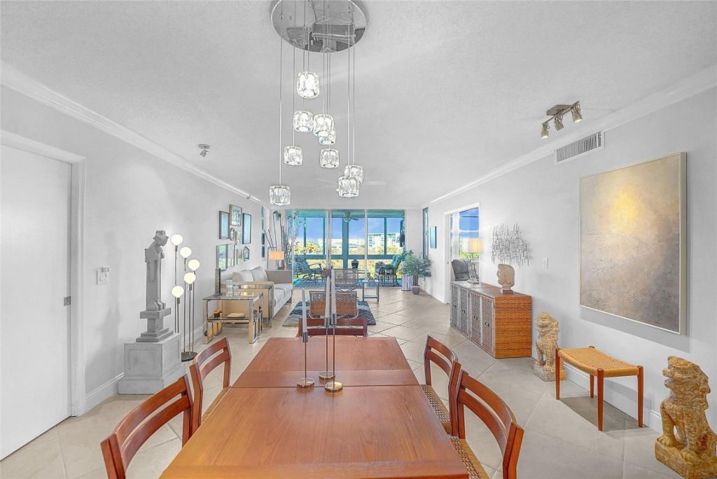 4015 W Palm Aire Drive, Unit 703, Pompano Beach, FL 33069 Photo