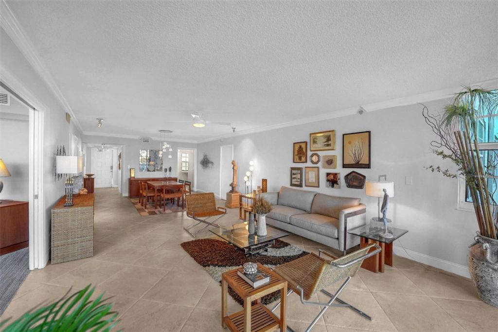4015 W Palm Aire Drive, Unit 703, Pompano Beach, FL 33069 Photo