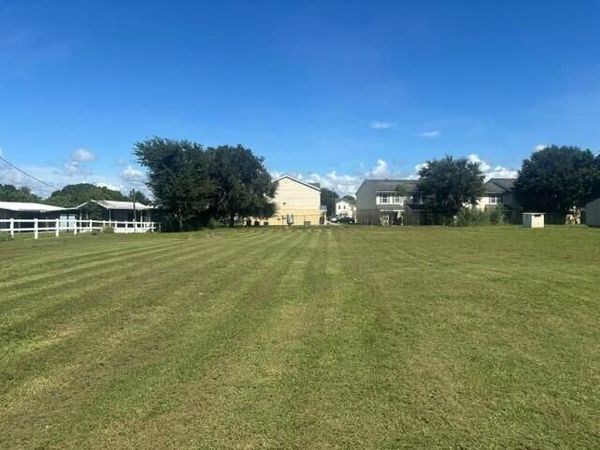 631 SE Us Highway 441, Okeechobee, FL 34974