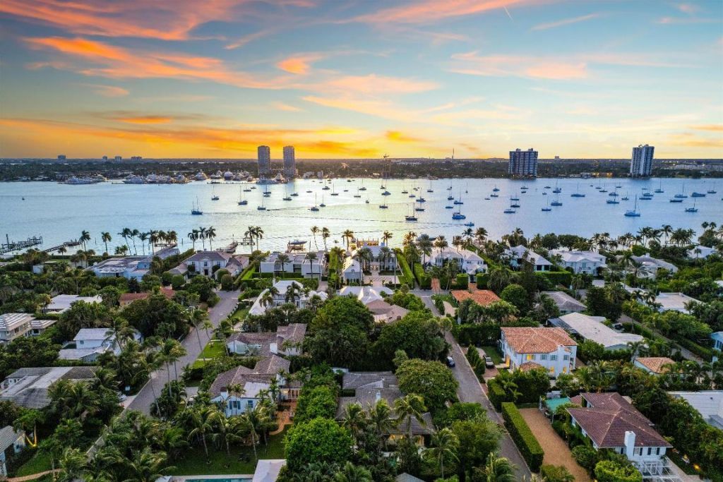 274 Monterey Road, Palm Beach, FL 33480 Photo