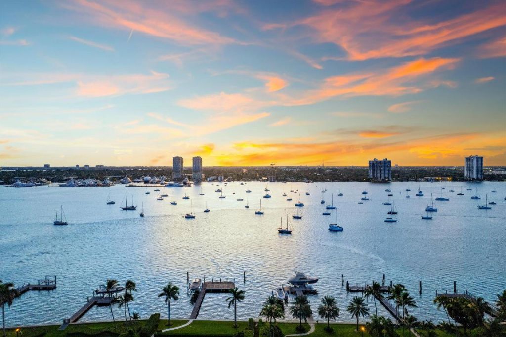 274 Monterey Road, Palm Beach, FL 33480 Photo