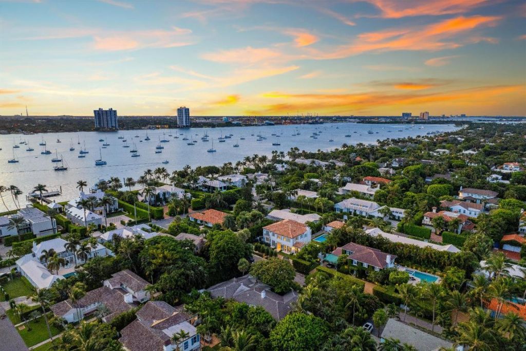 274 Monterey Road, Palm Beach, FL 33480 Photo