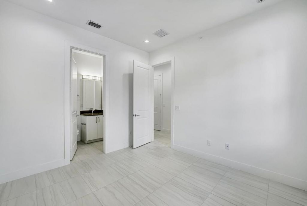 51 NW 4th Avenue, Delray Beach, FL 33444 Photo