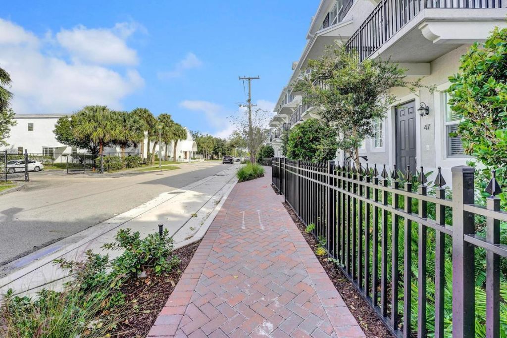 51 NW 4th Avenue, Delray Beach, FL 33444 Photo