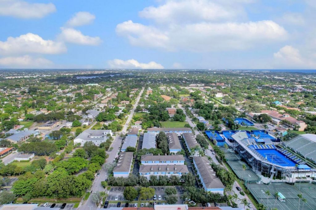 51 NW 4th Avenue, Delray Beach, FL 33444 Photo