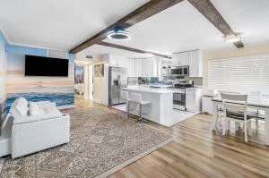 2020 Lake Osborne Drive, Unit 10, Lake Worth Beach, FL 33461 Photo