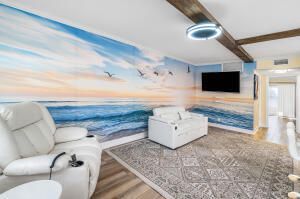 2020 Lake Osborne Drive, Unit 10, Lake Worth Beach, FL 33461 Photo