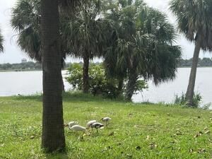 2020 Lake Osborne Drive, Unit 10, Lake Worth Beach, FL 33461 Photo