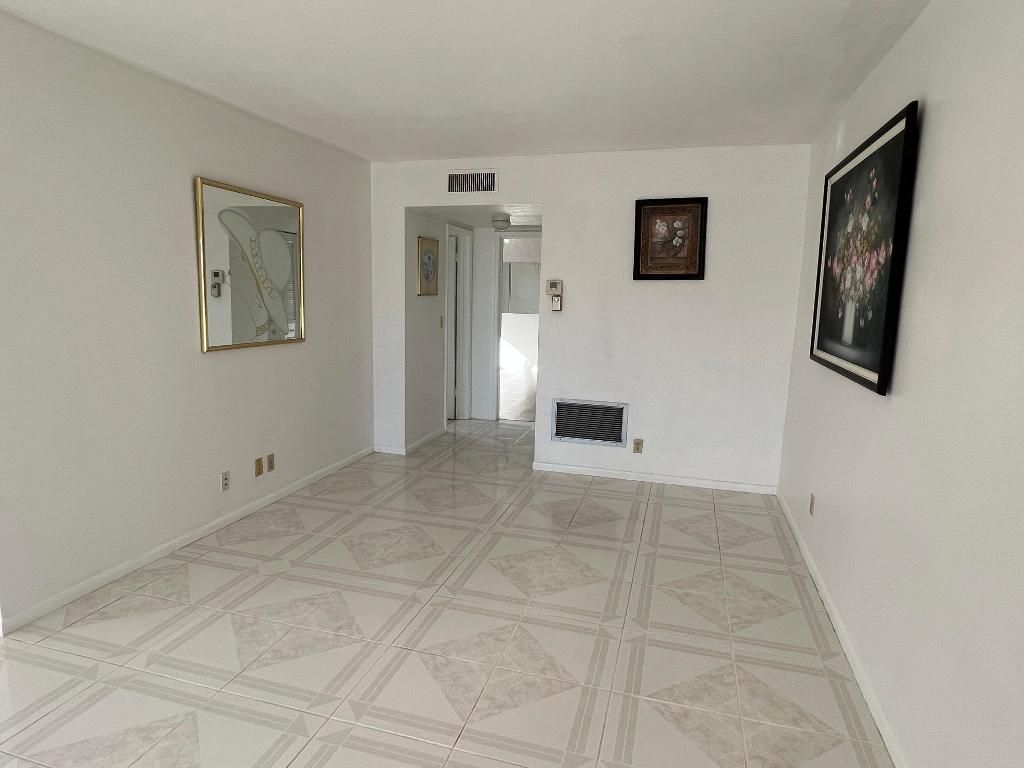 2840 Cynthia Lane, Unit 207, Lake Worth Beach, FL 33461 Photo