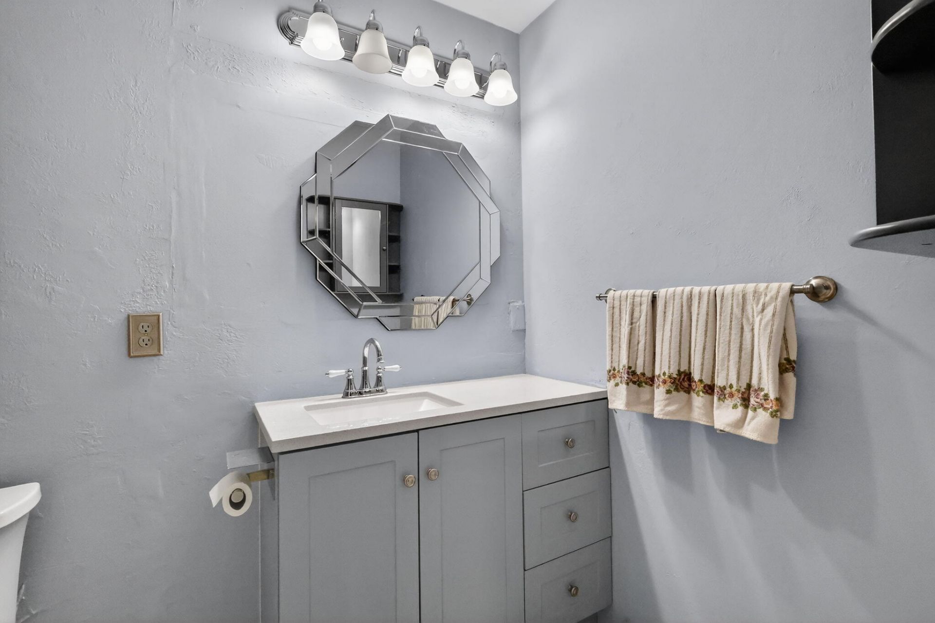 5926 N Los Alamos Lane, Delray Beach, FL 33484 Photo